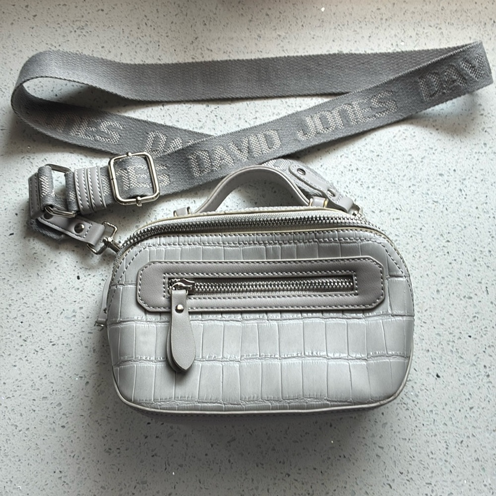 NWOT Gray Crocodile-Embossed Crossbody Bag with Adjustable Strap